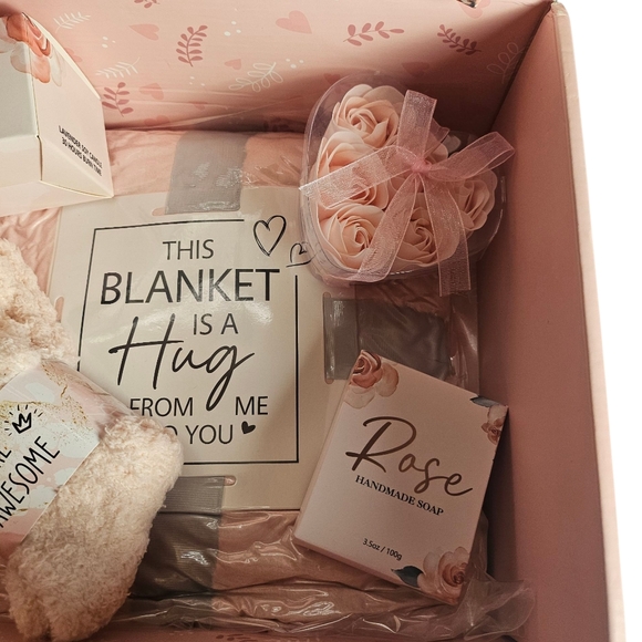 Pink Marble Bath Soak & Bubbles